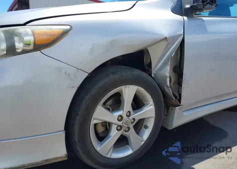 2011 Toyota Corolla S z USA, uszkodzony, nr VIN 2T1BU4EE9BC662709